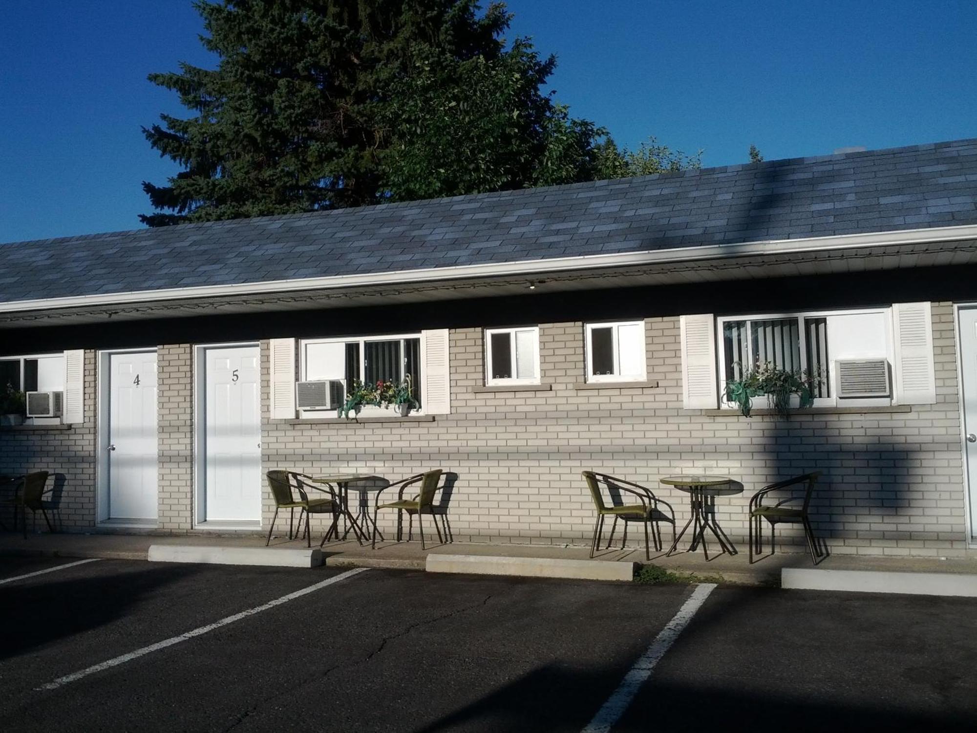 סן-ז'אן-סור-רישלייה Motel Montgolfiere Jp מראה חיצוני תמונה