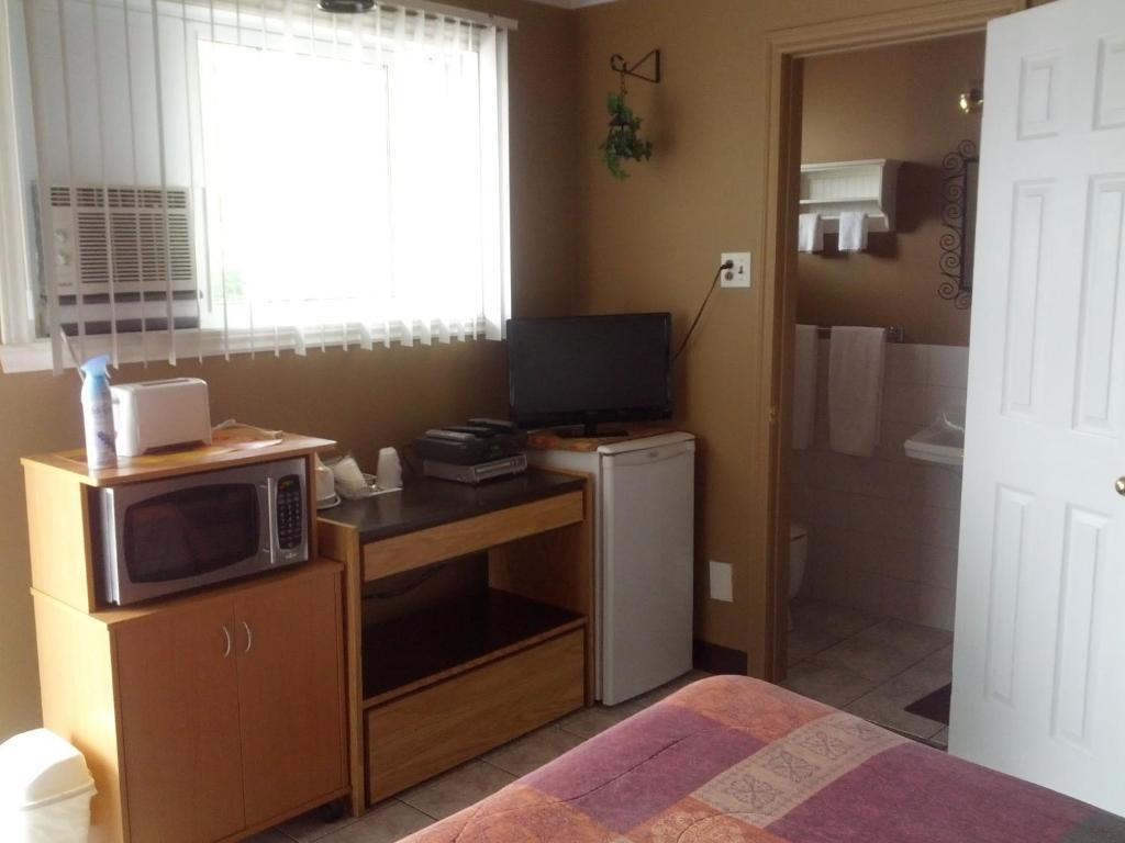 סן-ז'אן-סור-רישלייה Motel Montgolfiere Jp חדר תמונה
